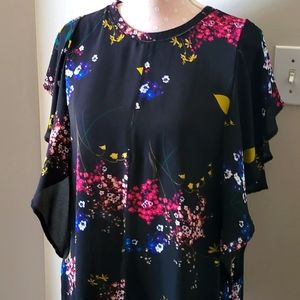 Ladies Worthington blouse